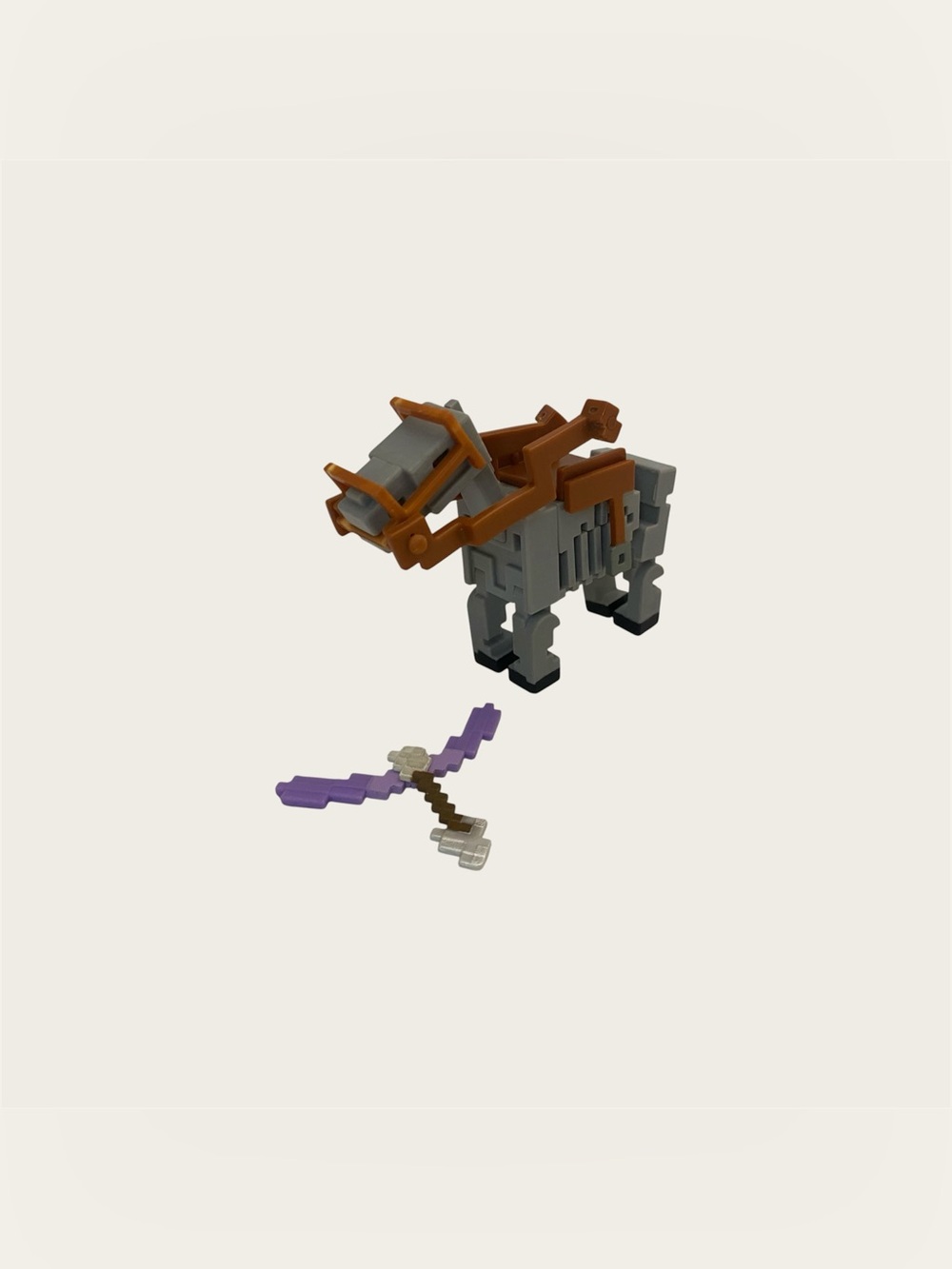 Minecraft Dungeons Skeleton Trap Horse Figure & Mini Purple Bow Toy